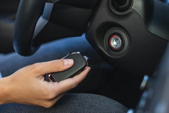 Что делать, если ключ от авто сломался в замке или потерялся в Екатеринбурге - avtoshkolakursant.ru | фото