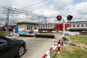 Железнодорожный переезд: как штрафуют и лишают прав в Екатеринбурге - avtoshkolakursant.ru | фото