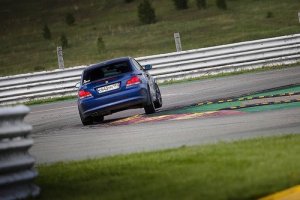 Как научиться чувствовать машину? Советы от автошколы в Екатеринбурге - avtoshkolakursant.ru | фото