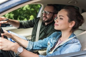 Как научиться водить машину с нуля? в Екатеринбурге - avtoshkolakursant.ru | фото