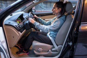 Правила сидения за рулём автомобиля от автошколы Курсант в Екатеринбурге - avtoshkolakursant.ru | фото