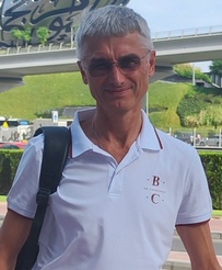 Александр Валерьевич